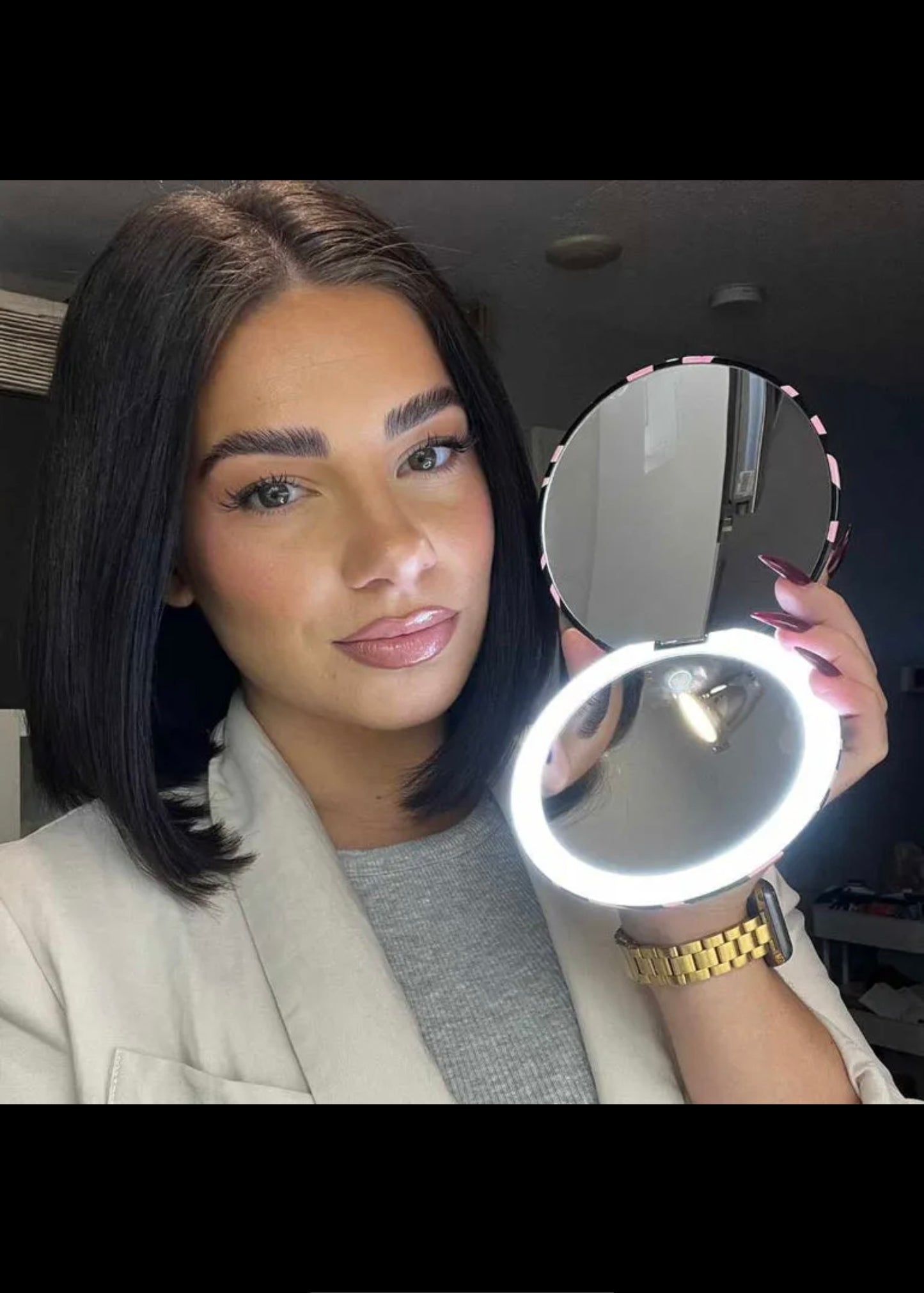 Portable mirror/ Portable charger